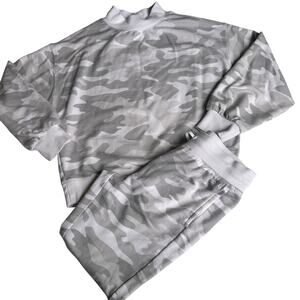 DSG Camo Two-Piece Outfit - Girls Small (8/9)
